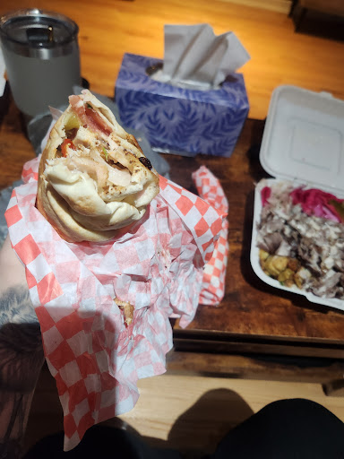 Photo of RENFREW SHAWARMA - 648 O'Brien Rd UNITE#E, Renfrew, ON K7V 3Z2